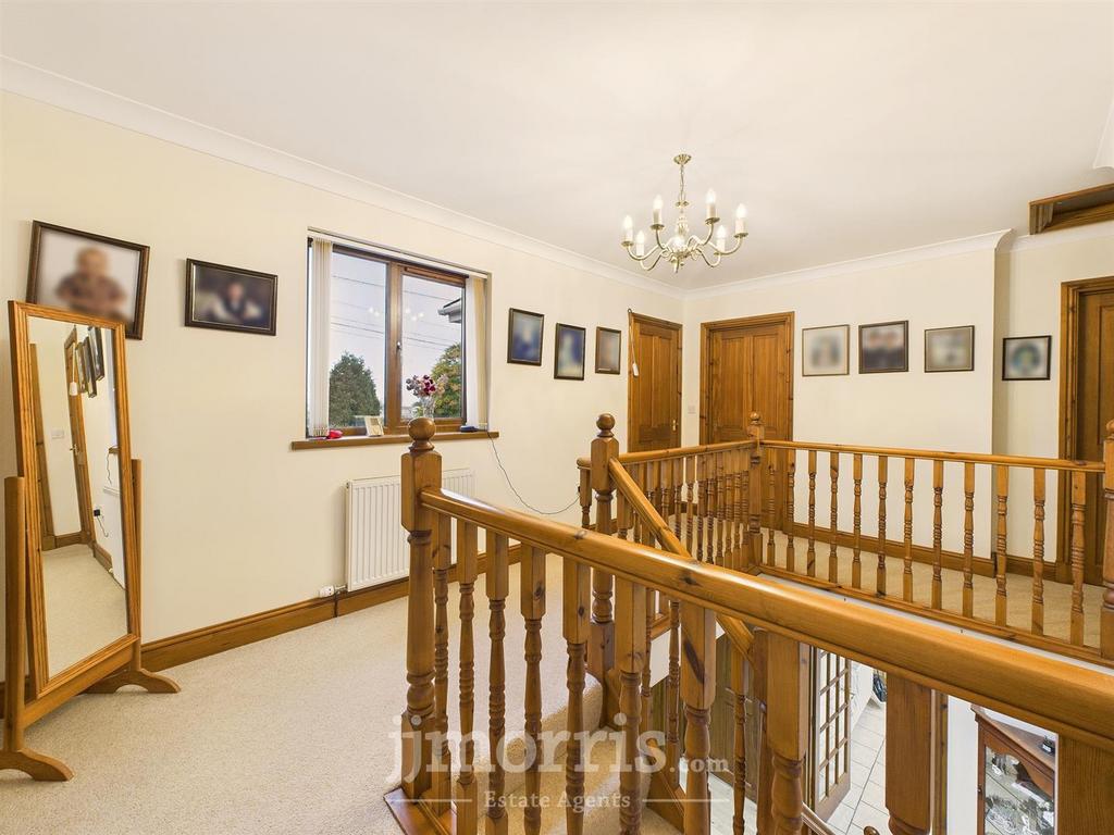 CAM05297 G0-PR0101-STILL021.jpg