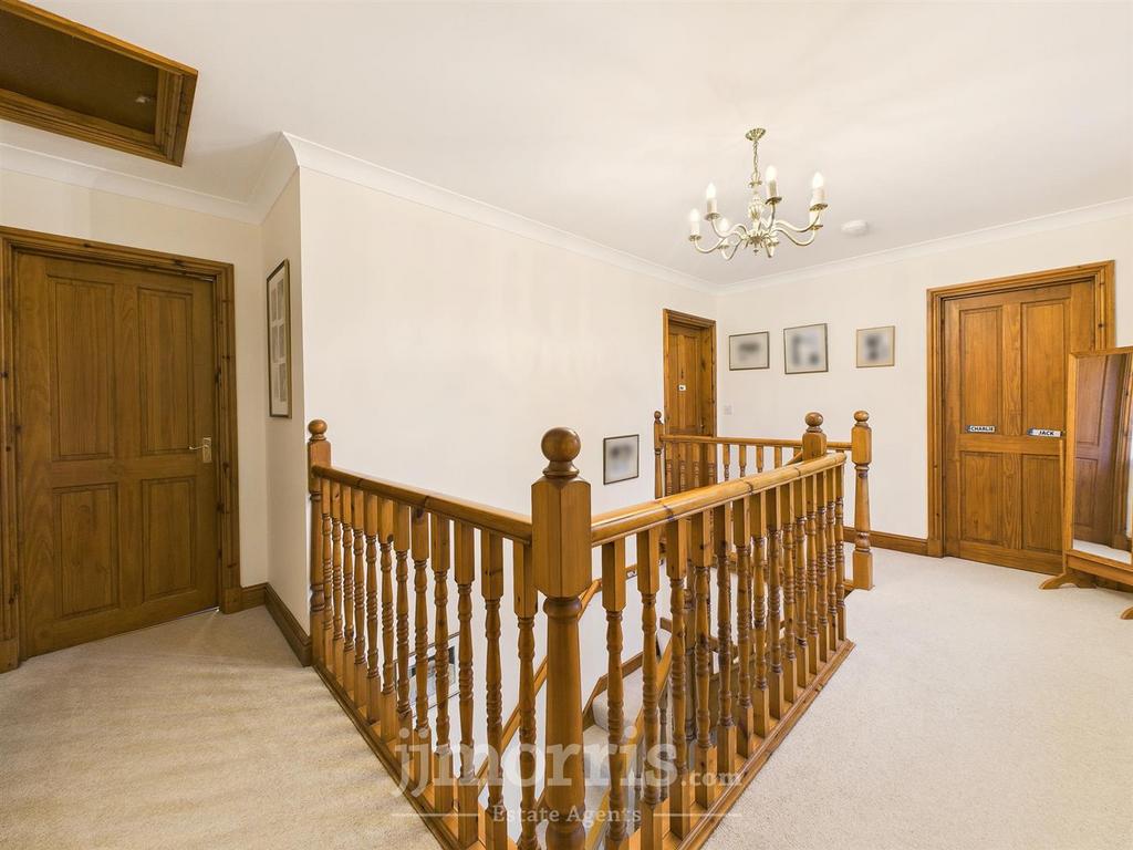 CAM05297 G0-PR0101-STILL023.jpg