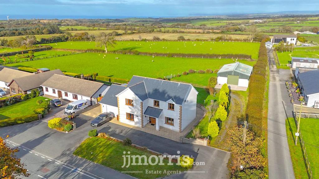 06 C04 AB7-8 DCD-4 A17-9983-AA78 ED7 FCB54.jpeg