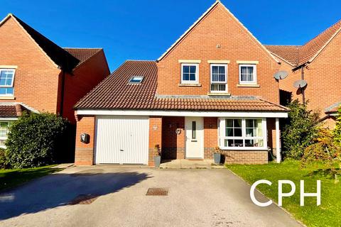 5 bedroom detached house for sale, Dairy Lane, Cayton, YO11