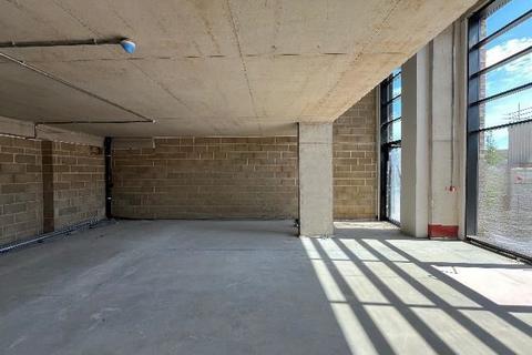 undefined, Crown Trading Centre, Hayes, Hayes, UB3