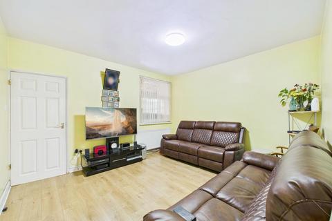5 bedroom detached house for sale, Harrison Road, Leicester LE4