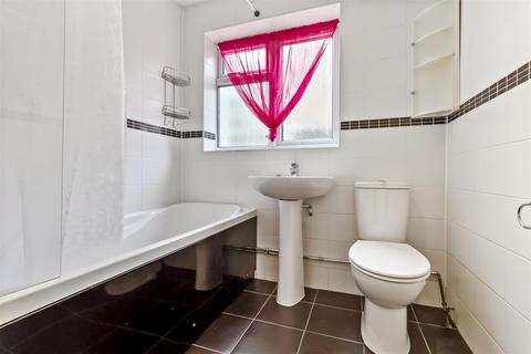 22 Hurley Road, Worthing, BN13 2PB