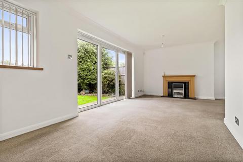 22 Hurley Road, Worthing, BN13 2PB