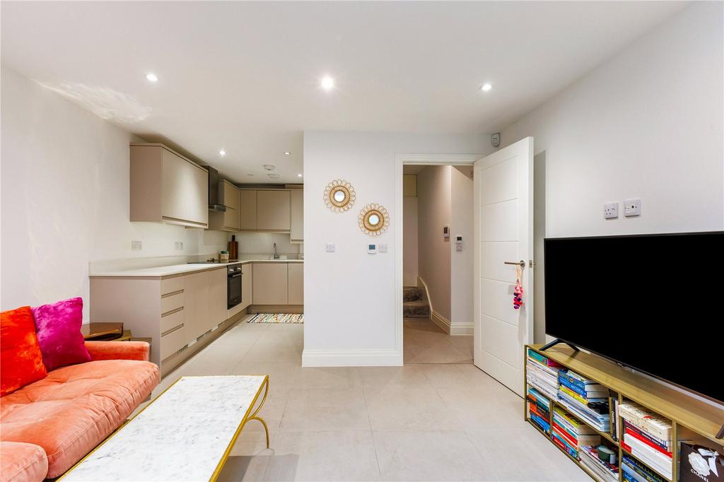 Reception/Kitchen