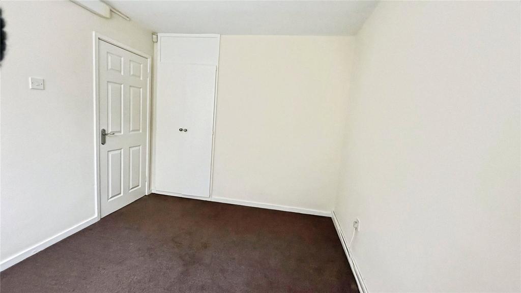 Bedroom 2 (1)
