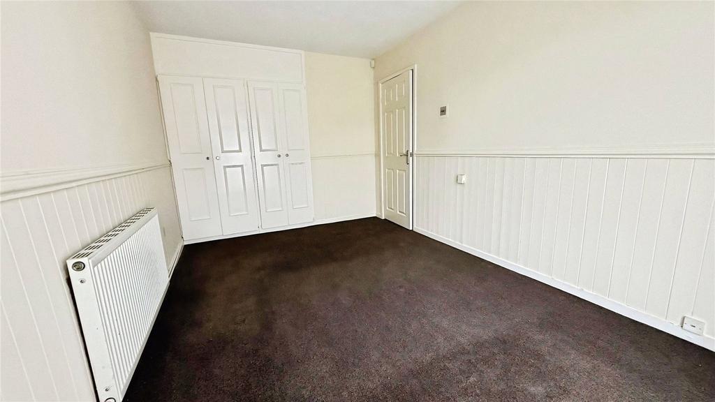 Bedroom 1 (1)