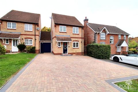 3 bedroom detached house for sale, Naseby Rise, Berkshire RG14