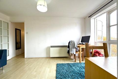 1 bedroom flat to rent, Wheat Sheaf Close, London E14