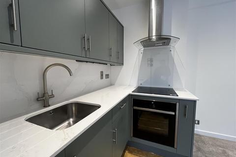 2 bedroom apartment to rent, Brixton Hill, London SW2