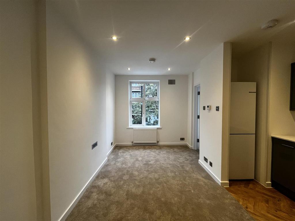 Effra Court, Brixton – Eden Harper