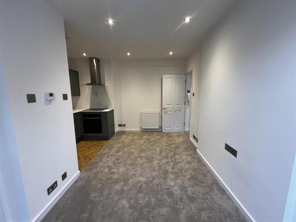 Effra Court, Brixton – Eden Harper
