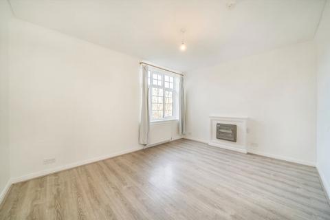 1 bedroom flat for sale, Streatham Close, London SW16