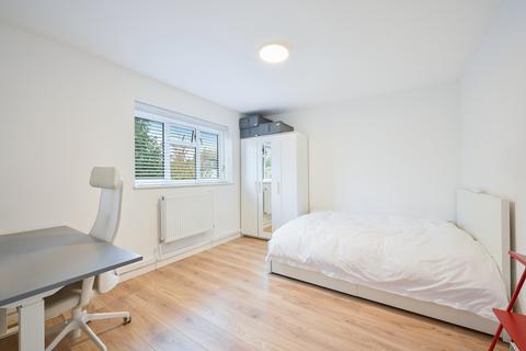 3 bedroom semi-detached house for sale, Linkway, Raynes Park SW20