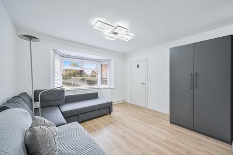 3 bedroom semi-detached house for sale, Linkway, Raynes Park SW20