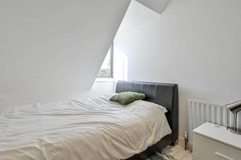 undefined, Sutton Lodge, Guildford, GU1