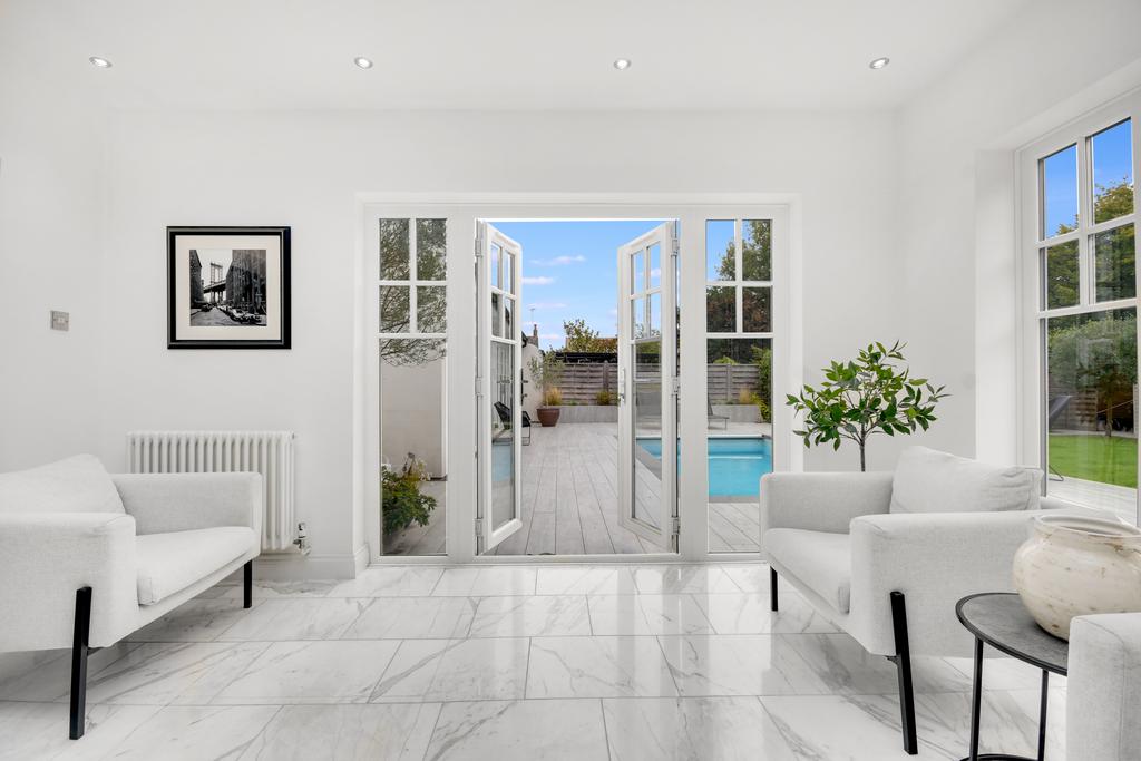 Access and view to Pool Area