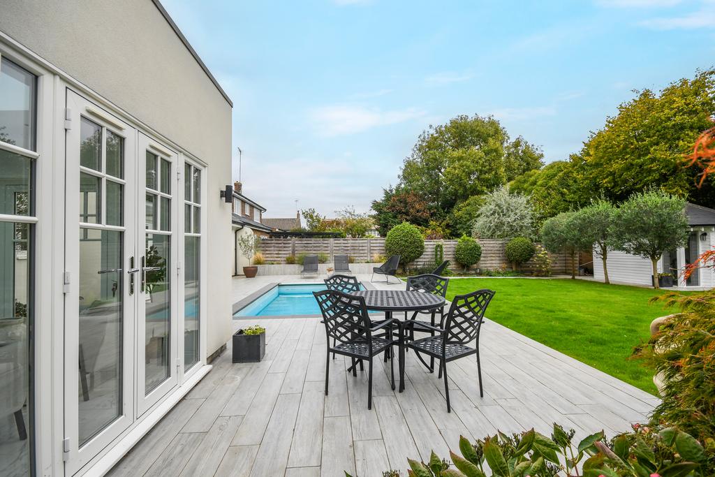 Alfresco Dining Area