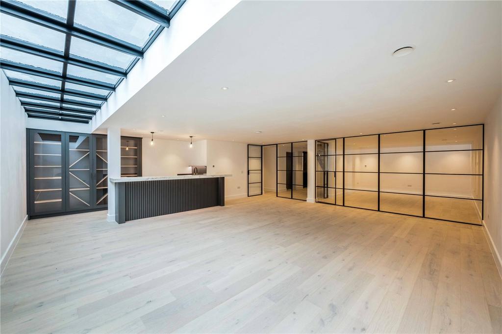Entertainment Room