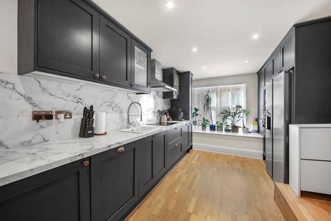 2 bedroom maisonette for sale, Wheler Street, Spitalfields, London, E1