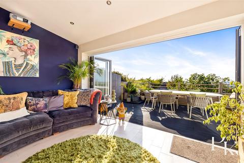 undefined, Langley Crescent, Brighton BN2