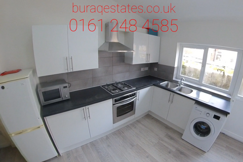 7 bedroom flat to rent, Booth Avenue, Manchester