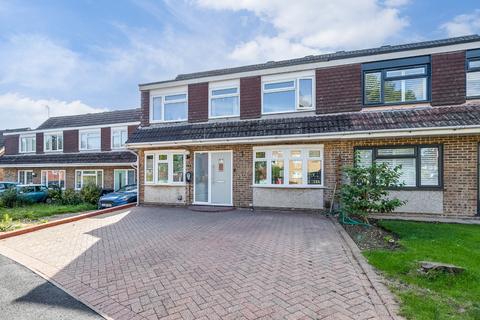 4 bedroom semi-detached house for sale, Milton View, Hitchin