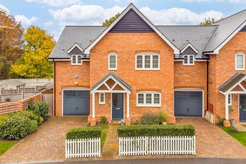3 bedroom semi-detached house for sale, Saxon Rise