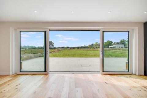 5 bedroom barn conversion for sale, Doddinghurst Road, Brentwood
