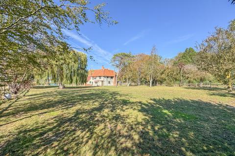 Old House Ballards Gore, Stambridge, Rochford, SS4 2DA