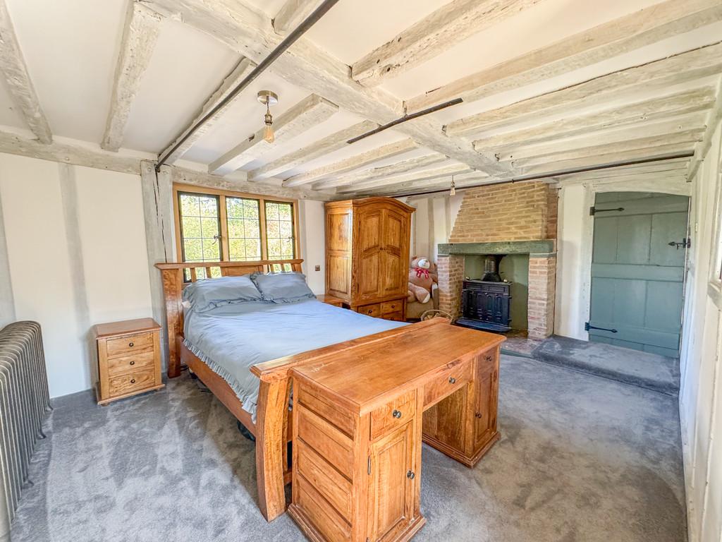Bed 1