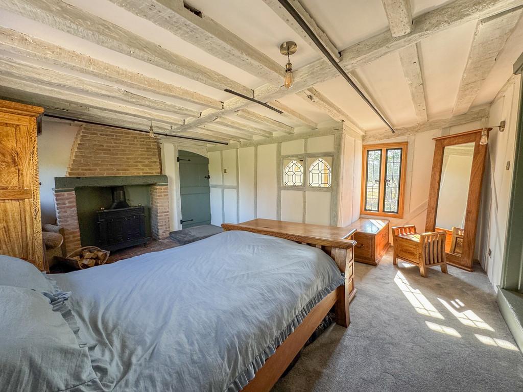 Bed 1 1