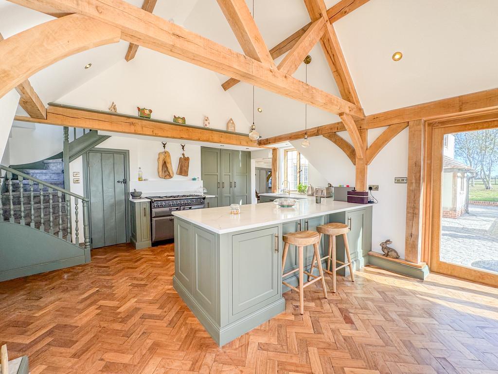 Kitchen area 1