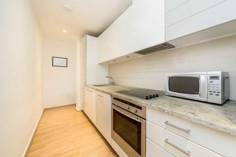undefined, Hutchings Street, London E14