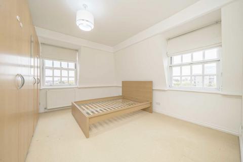 1 bedroom flat for sale, Western Avenue, London W5