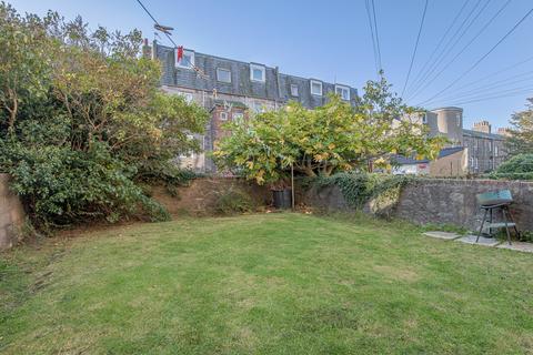 6 Jackson Terrace, Aberdeen, AB24 5LP