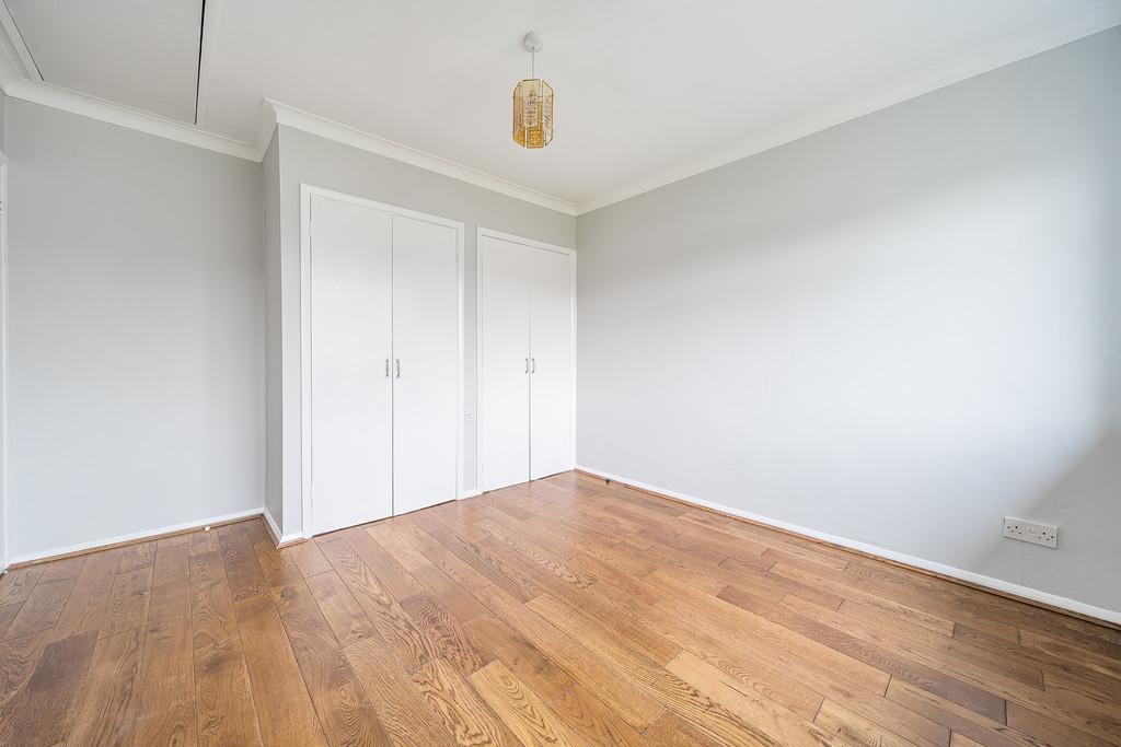 Bedroom 1 - Angle 2