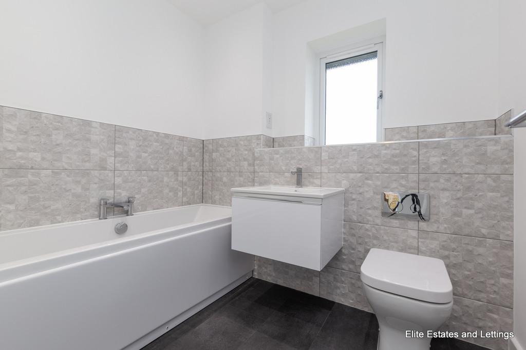 16-Bathroom