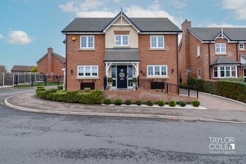 4 bedroom detached house for sale, The Hills, Warton