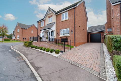 4 bedroom detached house for sale, The Hills, Warton