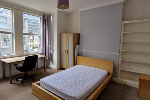 5 bedroom house share to rent, 26 Winston Avenue