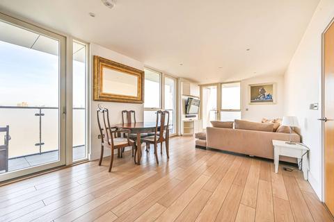 2 bedroom flat to rent, Robsart Street, Brixton, London, SW9