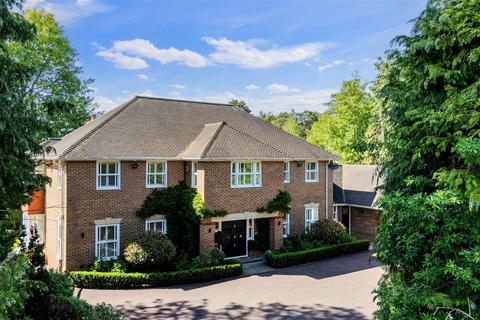 5 bedroom detached house for sale, Furze Hill, Kingswood, Tadworth