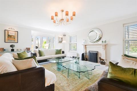 undefined, Furze Hill, Kingswood, Tadworth