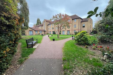 1 bedroom flat for sale, Pittman Gardens, Ilford
