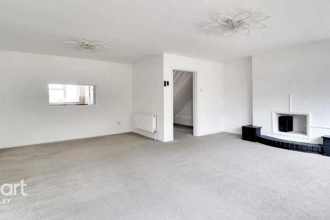 3 bedroom detached house for sale, Devon Road, Luton