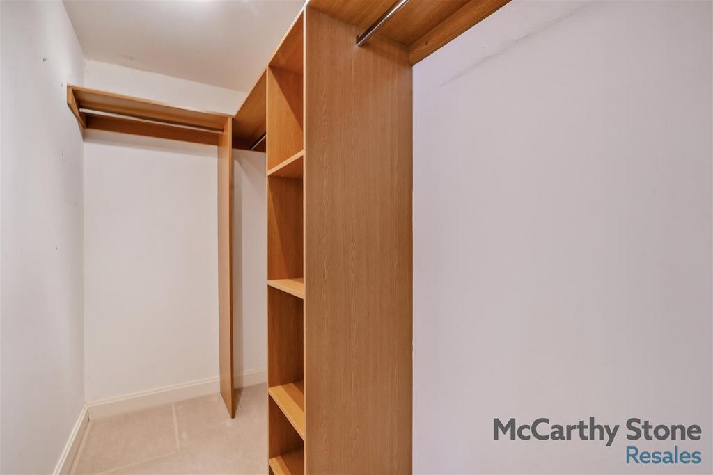 8665043-interior18.jpg