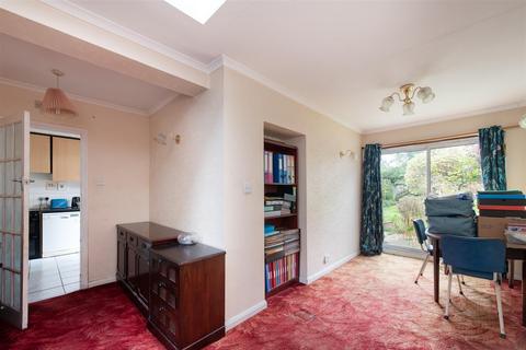 2 bedroom semi-detached house for sale, Ryhope Road, London N11