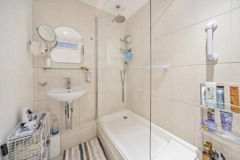 2 bedroom house for sale, Bartholomew Close, London, SW18
