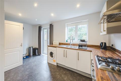 3 bedroom end of terrace house for sale, Damson Crescent, Swindon SN25